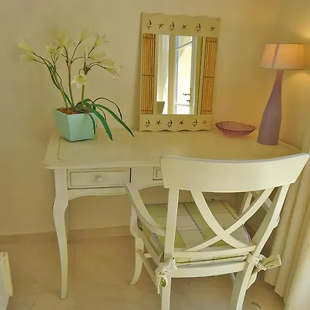 Sainte-maxime Sleeps 8