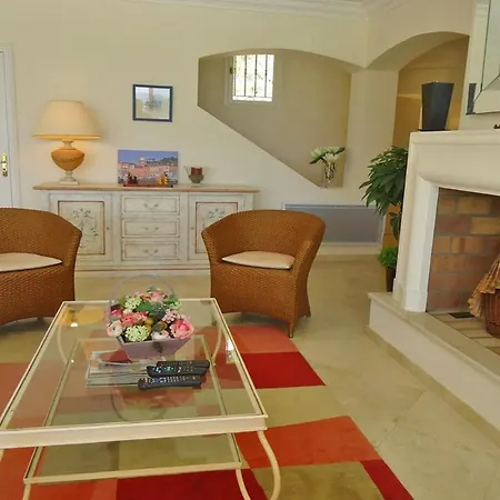 Sainte-maxime Sleeps 8 Holiday home Sainte-Maxime